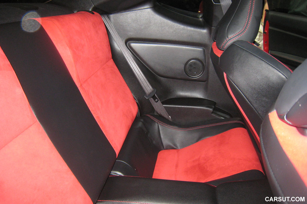 Toyota 86 rear seat