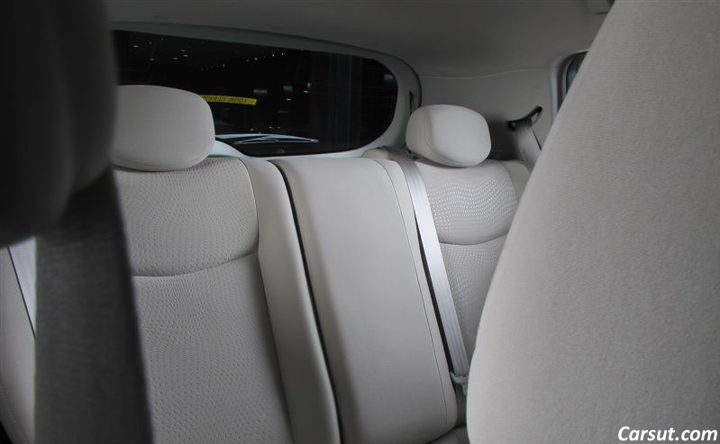 Nissan Leaf: Electric Car With No Gas Needed